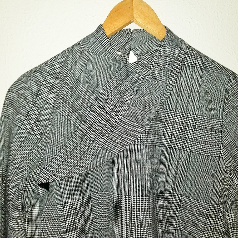 Zara Basic Checked Wrap Top Collection Size Small - image 4